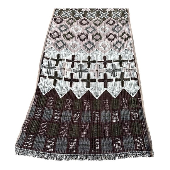 Etereo Rectangle & Multifunctional Geometric Scarf Fringe Trim - Picture 4 of 10